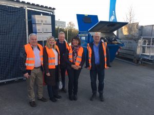 zweite von links Claudia Felden
